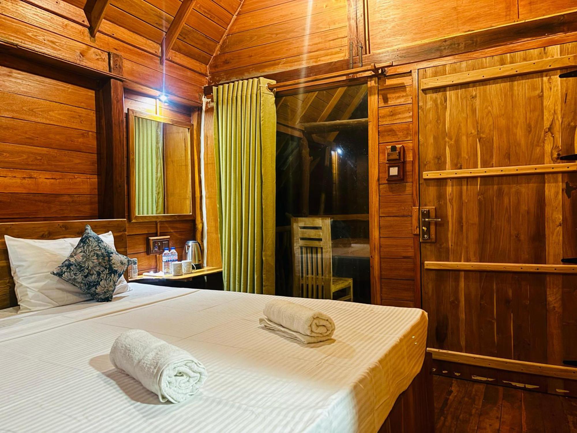 סיגירייה Woodholic Homestay מראה חיצוני תמונה