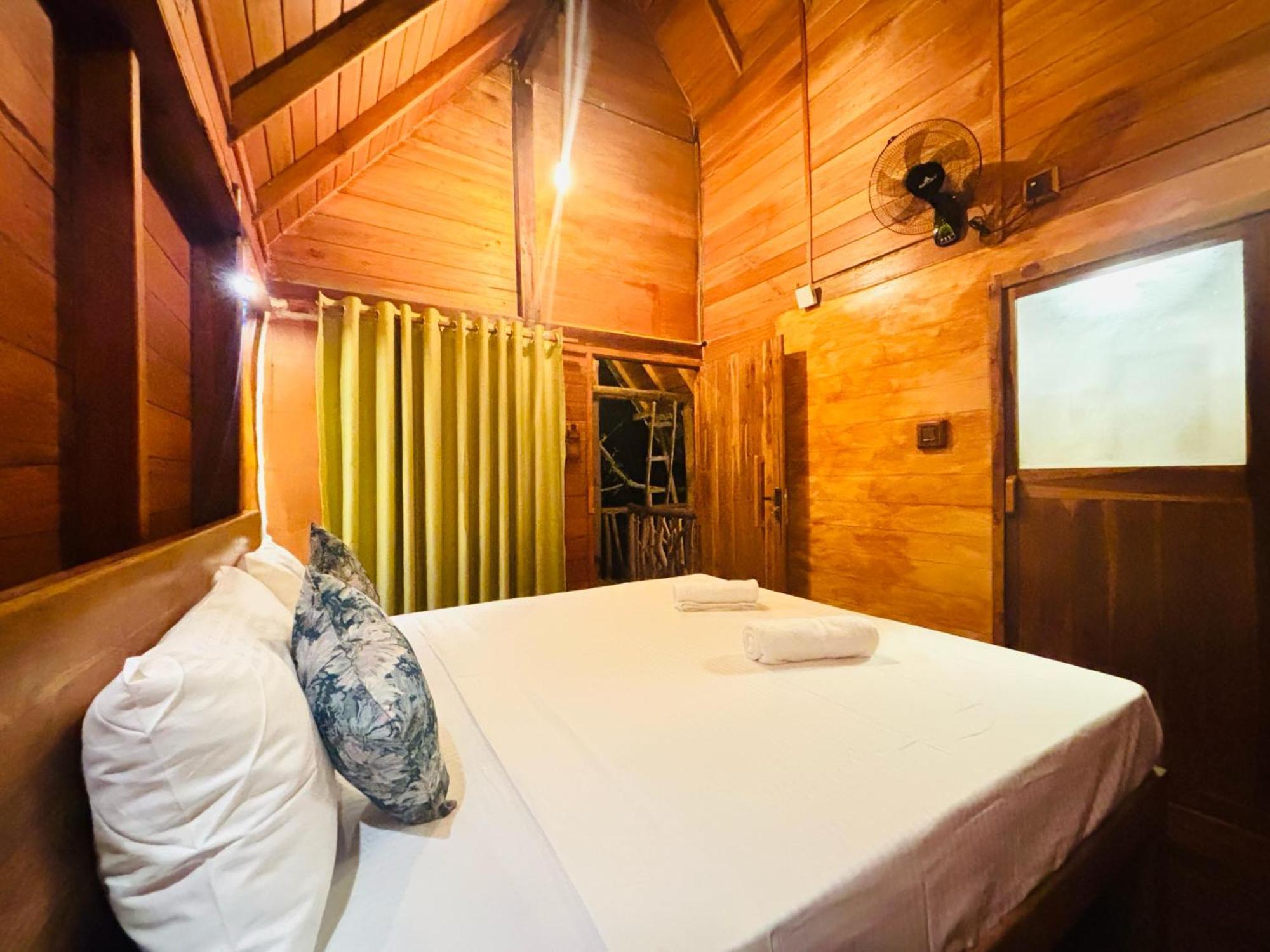 סיגירייה Woodholic Homestay מראה חיצוני תמונה